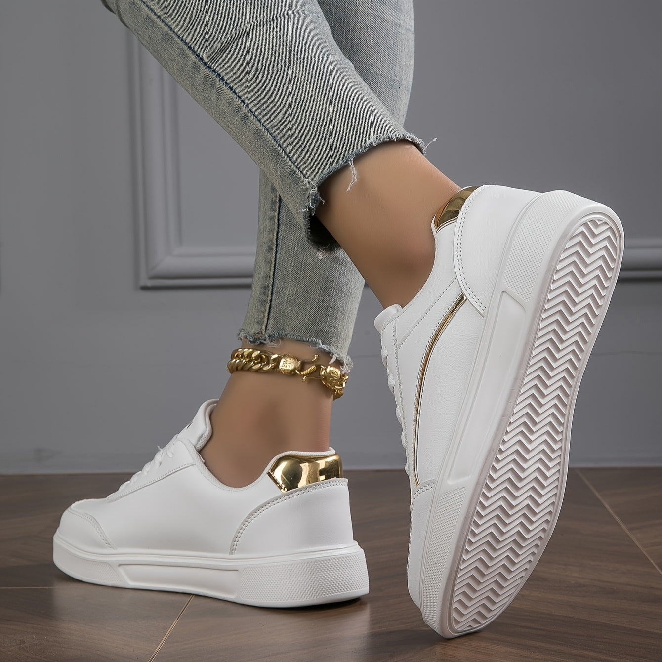 Women's Shoes High Value White Shoes Casual Shoes Sneakers Ladies Shoes Ladies Casual Sports Shoes Spring And Summer New Students Start Of School Season White Shoes 36-42 Large Size Shoes