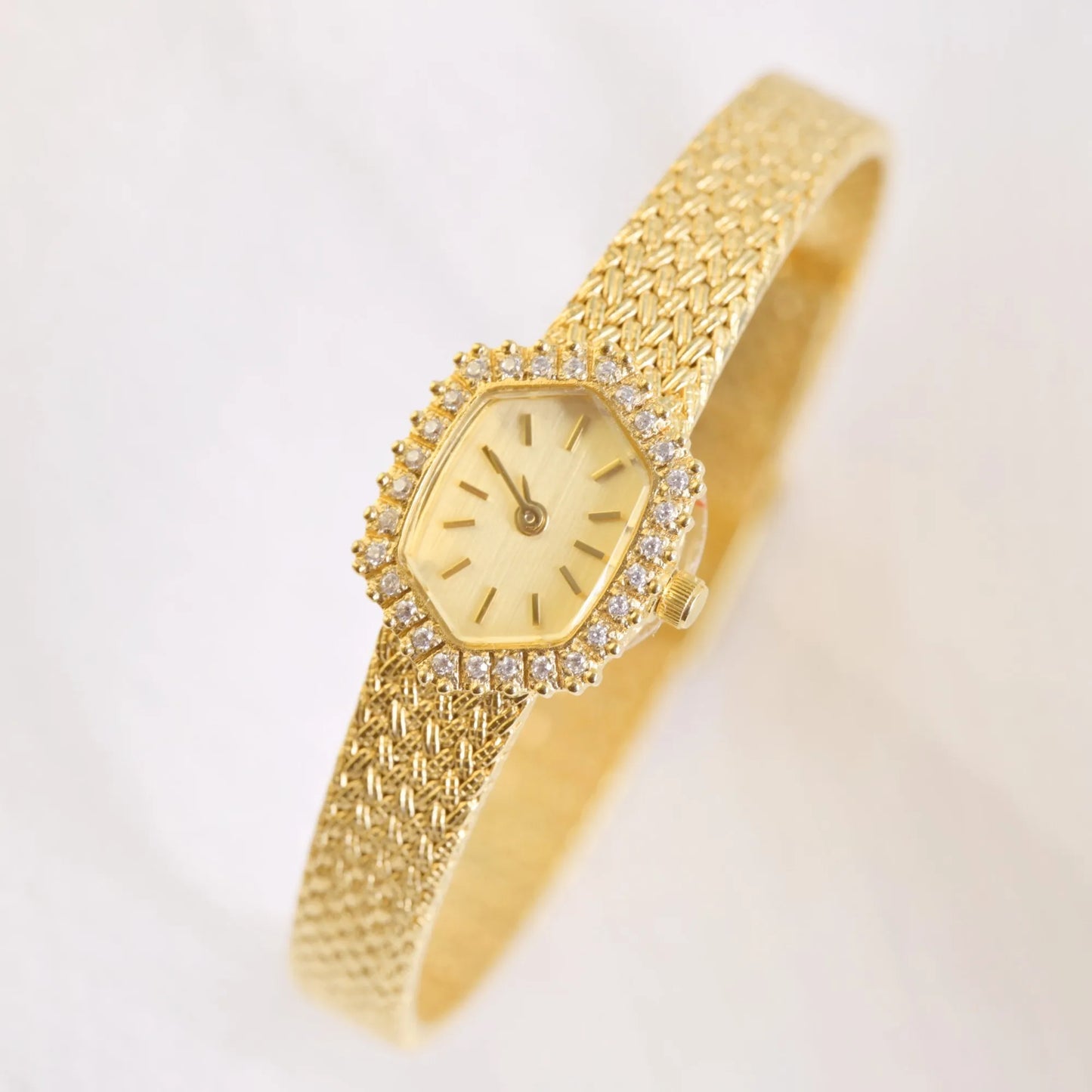 Vintage Small Dial 2025 Women's Watch Antique Diamond Retro Luxury Elegant Gifts Brass Band 18K Gold Plated High Quality