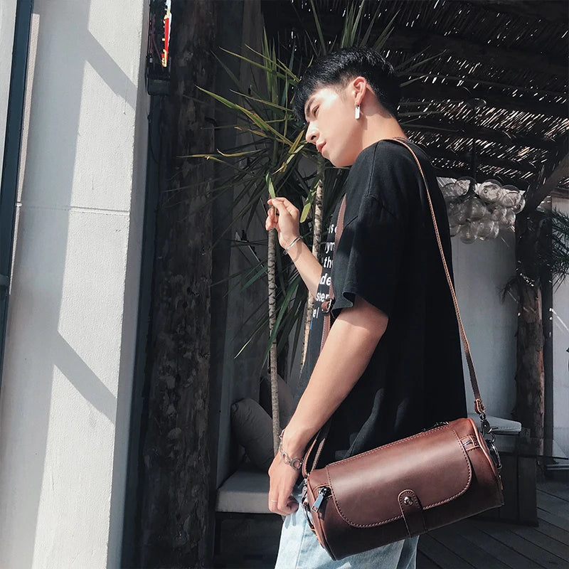 Real Brand Hot Sale New Fashion Men Bags Small Shoulder Bag Cylindrical Shape Men Messenger Bag Crossbody Leisure Bag