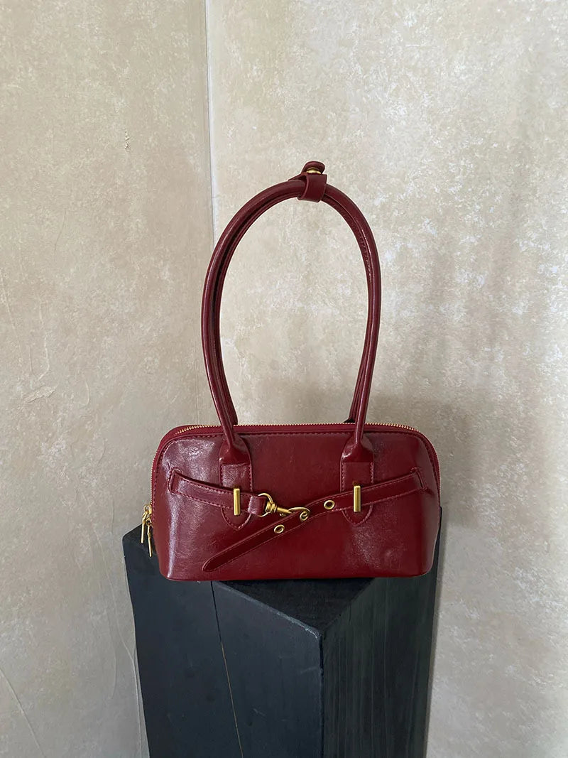 Retro Handheld Commuter Bag for Women 2025 New Style Trendy and Versatile, Niche Underarm Bag, Large Capacity Bowling Bag