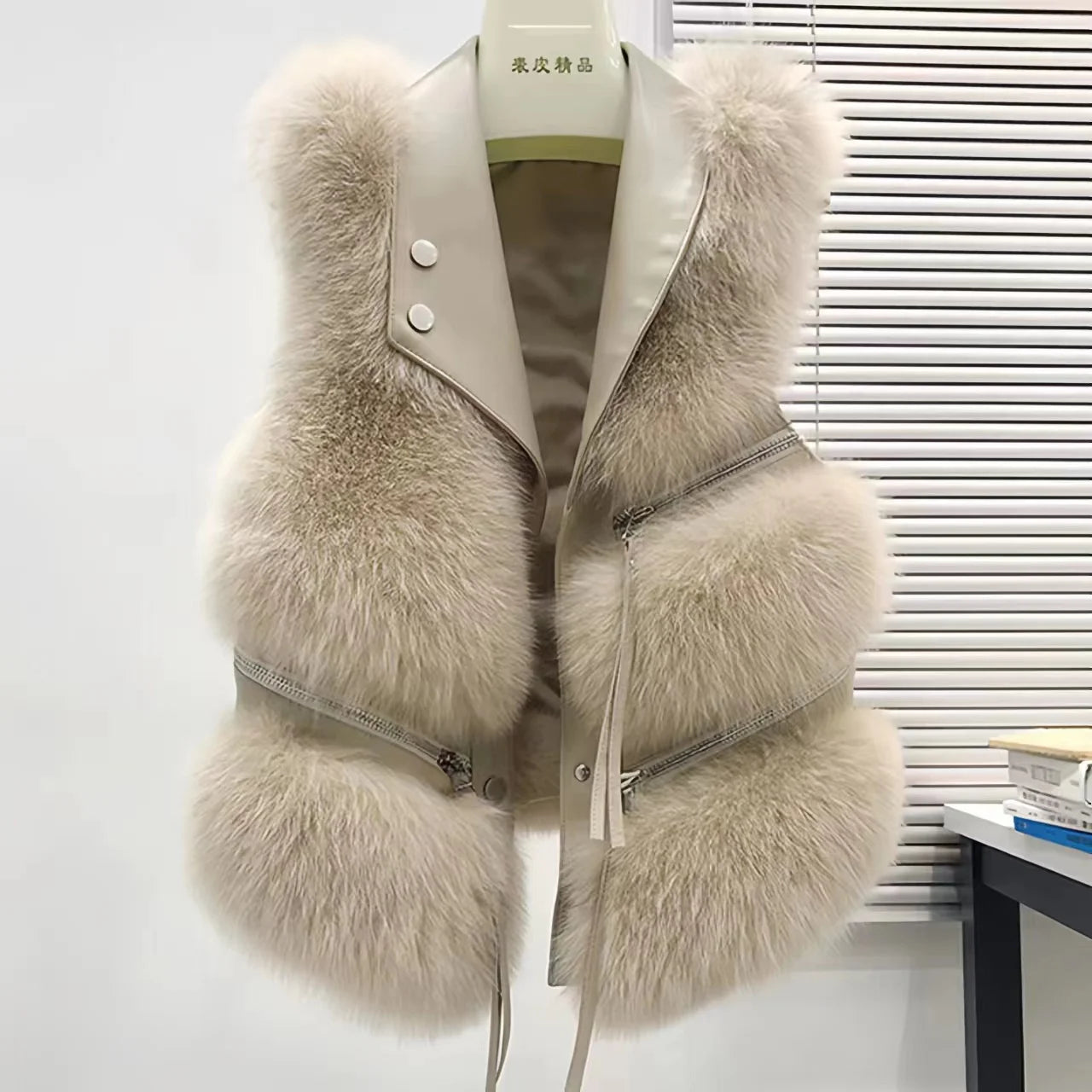 Faux Fur Waistcoat for Womens, Chic Splice Fox Coat Ladies Sleeveless Fur Vest Jacket, Slim Faux Fox Fur Outwear Vests, New