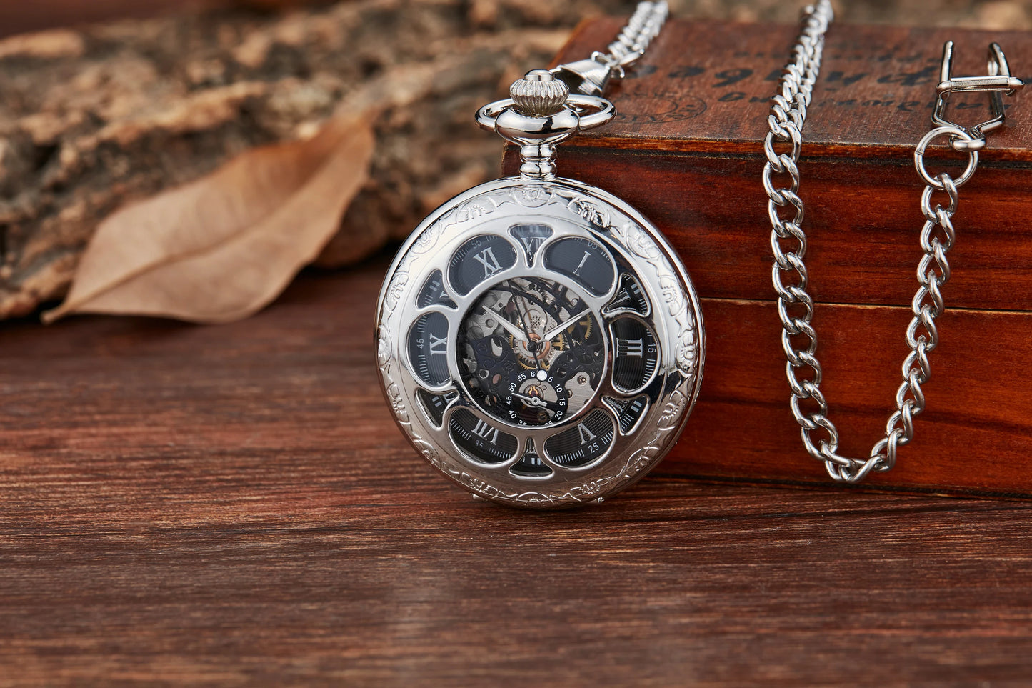 Unique Wood Circel Gear Dial Bronze Antique Mechanical Pocket Watch Men Vintage Engraved Fob Hand Wind Steampunk Watch Women