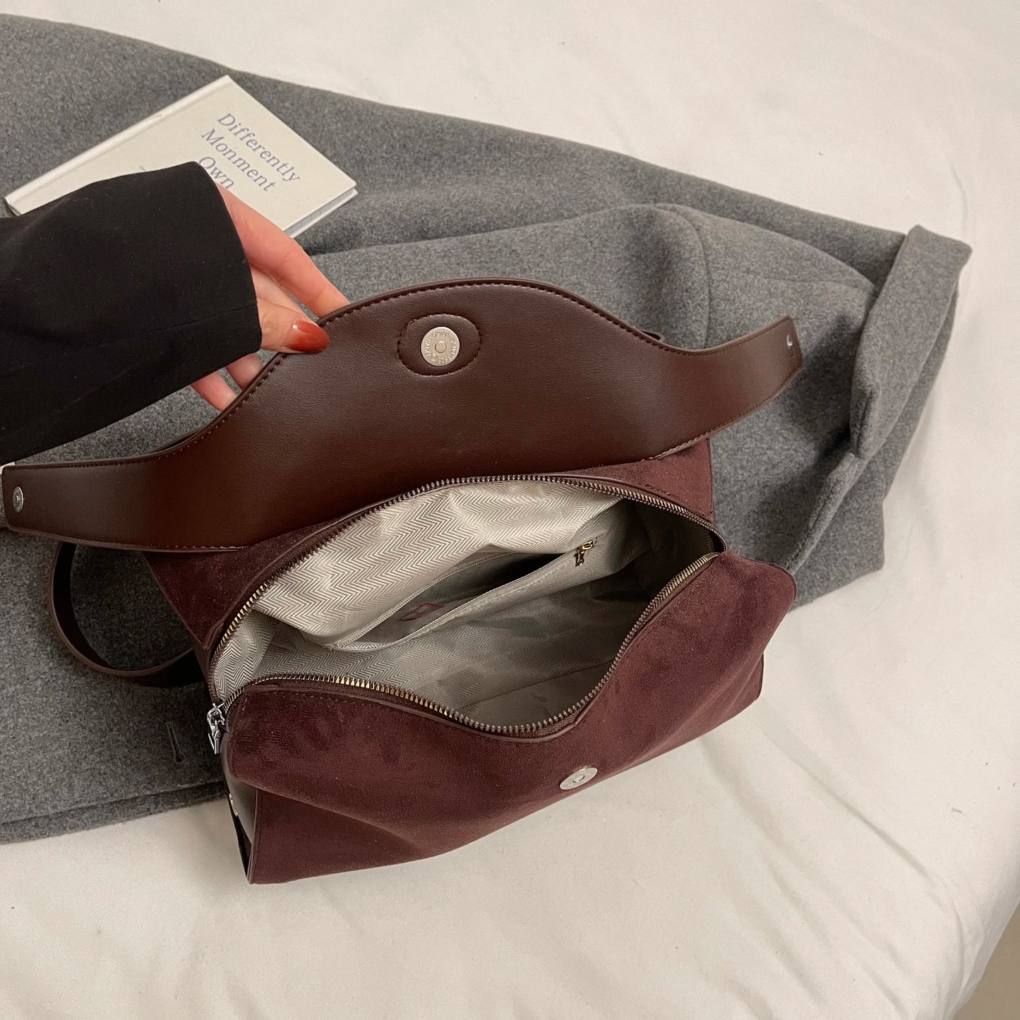 Womens Leather Handbag Designer Fashion Autumn Winter Big Boston Tote Soft Matte Suede Bag Lady Versatile Shoulder Crossbody Bag