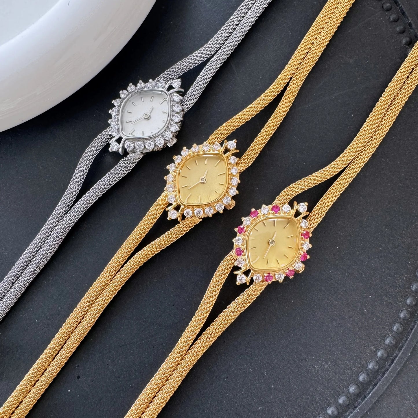 Vintage style retro light luxury exquisite high-end women's watch fashionab Diamonds Crystal High quality