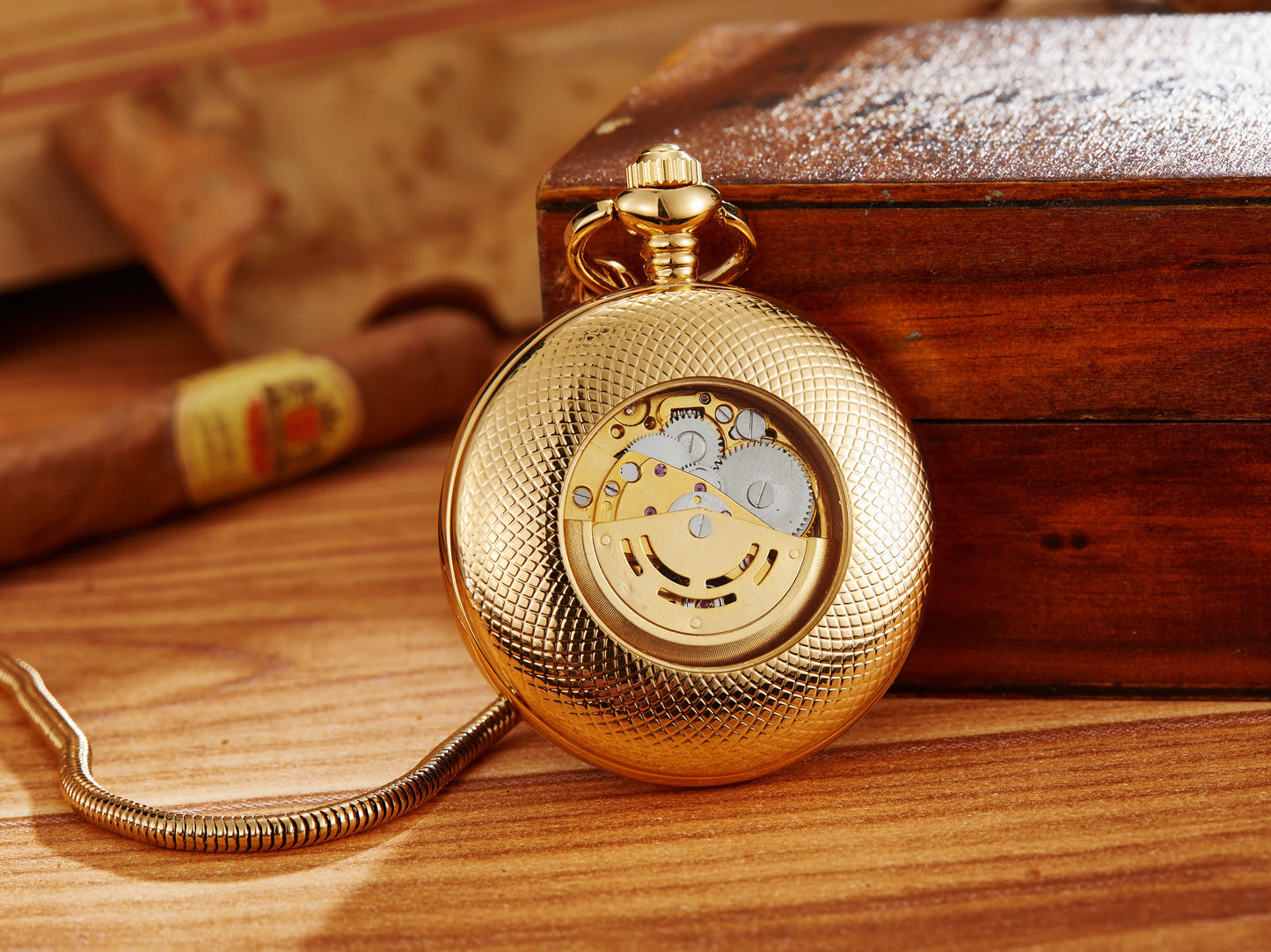 Vintage Luxury Gold Carving Automatic Mechanical Pocket Watch for Men Engraved Golden Case Fob Chain Clock for Collection