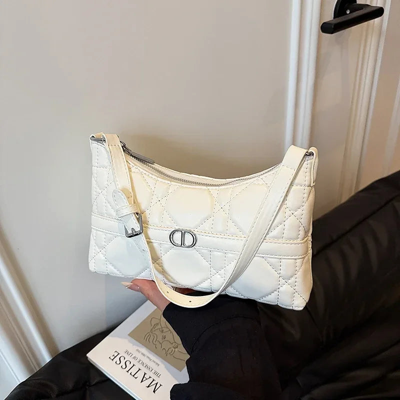 Spacious Ladies Tote Bags By Famous Designer, High-Quality Leather Handbags for Women, Classic Elegant Style