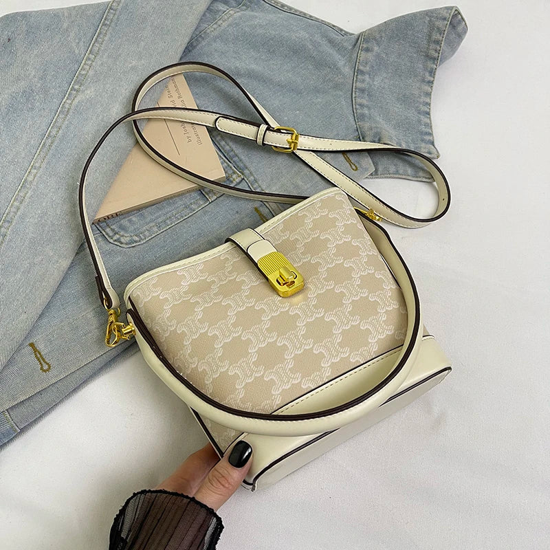 Women's Tote Bag, Simple and Elegant, Light Luxury Brand with Versatile Functions and Temperament
