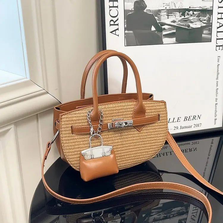 2025 New Korean-style Handheld Bag for Women Minimalist Design Elegant Woven Bag Trendy Vacation Style Single Shoulder Crossbody