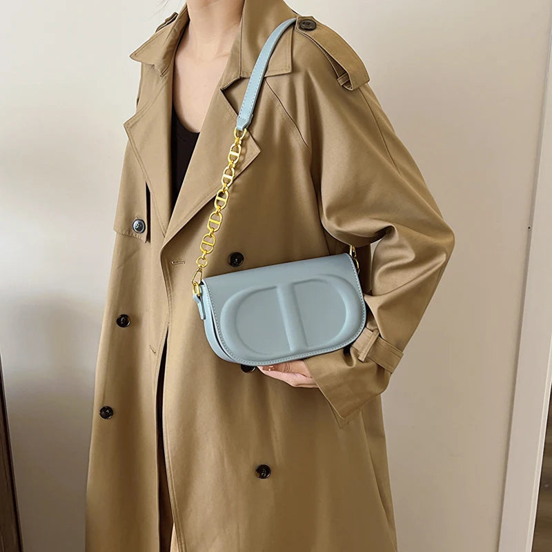 Modern Women's Bag, Lightweight Handbag with Compact Structure, Shoulder Bag for Outdoor Activities