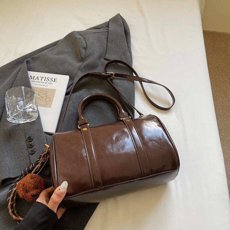High-end feel small baggages for women, unique design, versatile hand-held Boston bag, pillow bag