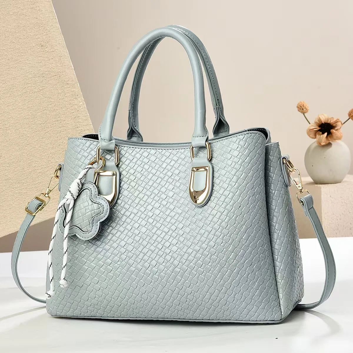 Women's Bags, New Fashion Trends, High-end Sense, Large-capacity Shoulder Bags, Crossbody Bags, Handbags for Women.