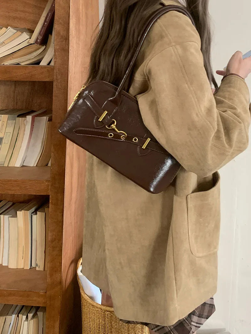 Retro Handheld Commuter Bag for Women 2025 New Style Trendy and Versatile, Niche Underarm Bag, Large Capacity Bowling Bag
