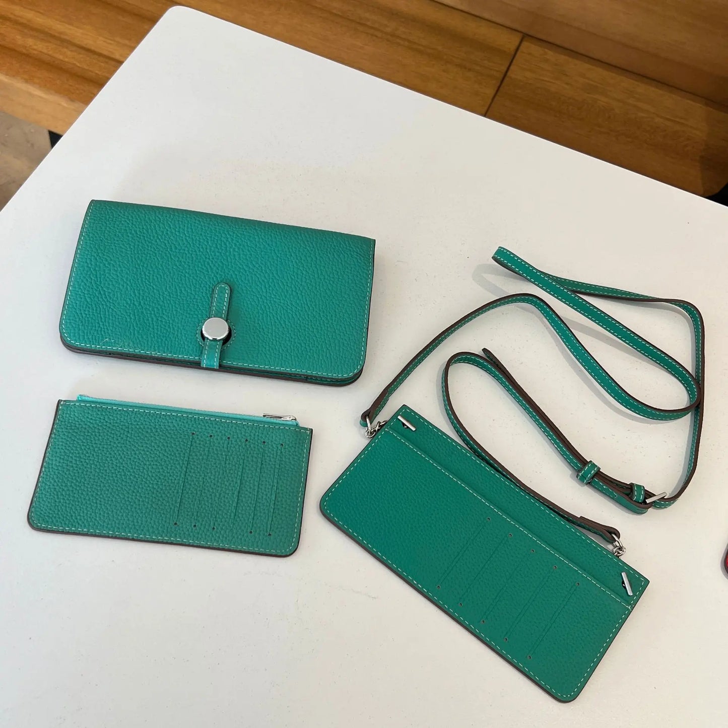 2025 New Large Capacity Long Women's Wallet Top Layer Cow Leather Simple Handbag Litchi Pattern Wallet For Women