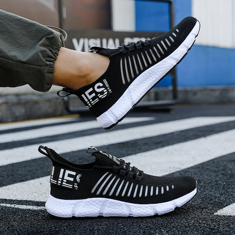 Fashion Men's Shoes Sneakers 2024 Lightweight Platform Mesh Breathable Summer Hollow Casual Outdoor Running Vulcanized Shoes