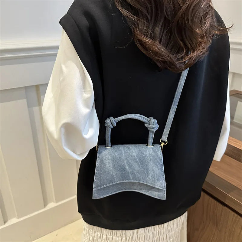 Fashionable Women's Shoulder Bag Pure Color Trendy Crossbody Bag Simple Casual Diagonal Bag Small Square Bags for Autumn Bolsos