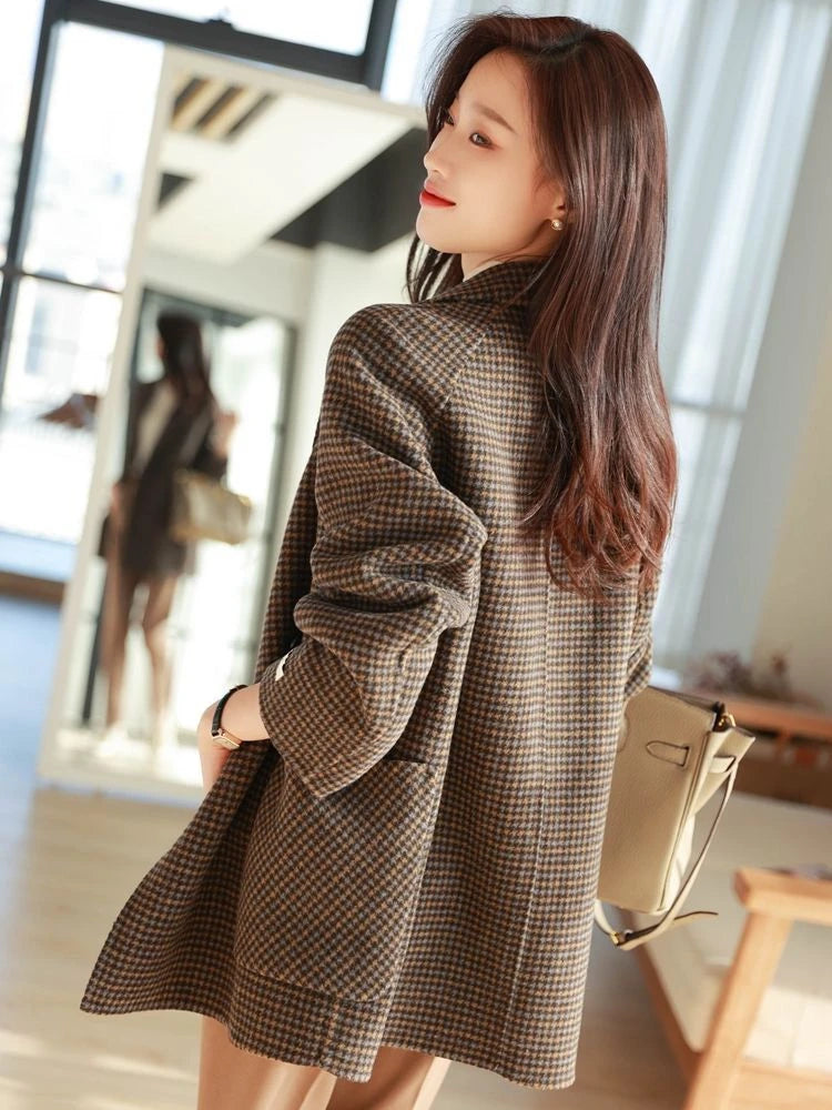 Women's Coat Fashion Pockets Plaid Wool Blends Coats Ladies Thick Warm Single Breasted Elegant Long Winter Jacket Women 2022