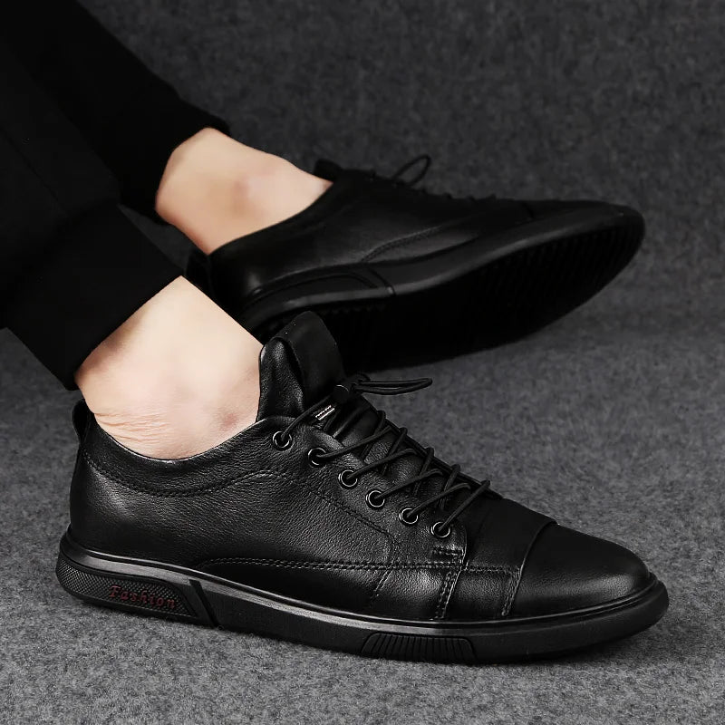 Luxury Genuine Leather Men Casual Shoes Classic Male Lace-Up Outdoor Flats Fashion Korean Style Simple Footwear New Men Sneakers
