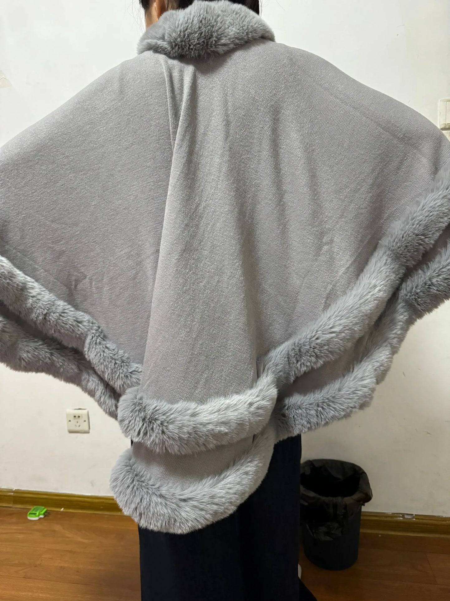 Women's Thick Warm Cashmere Poncho Capes, 2 Circle Faux Fur Collar, Big Pendulum Shawl, Overcoat Loose Cloak, Winter