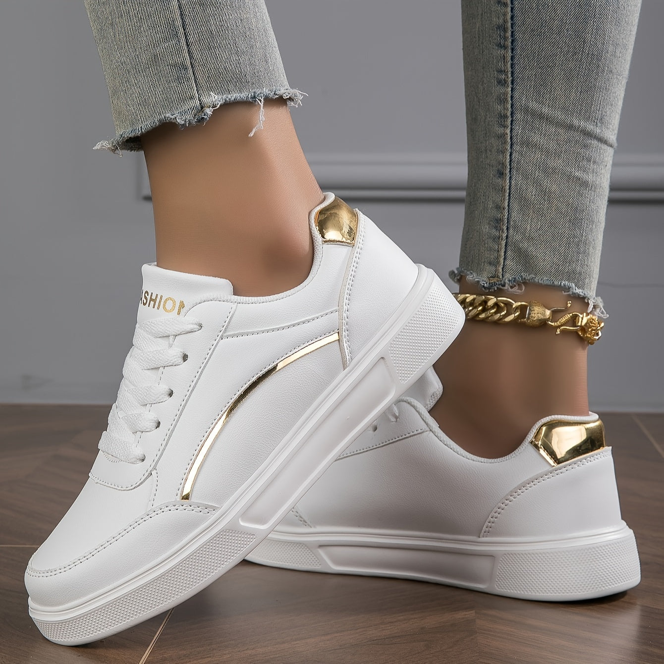 Women's Shoes High Value White Shoes Casual Shoes Sneakers Ladies Shoes Ladies Casual Sports Shoes Spring And Summer New Students Start Of School Season White Shoes 36-42 Large Size Shoes