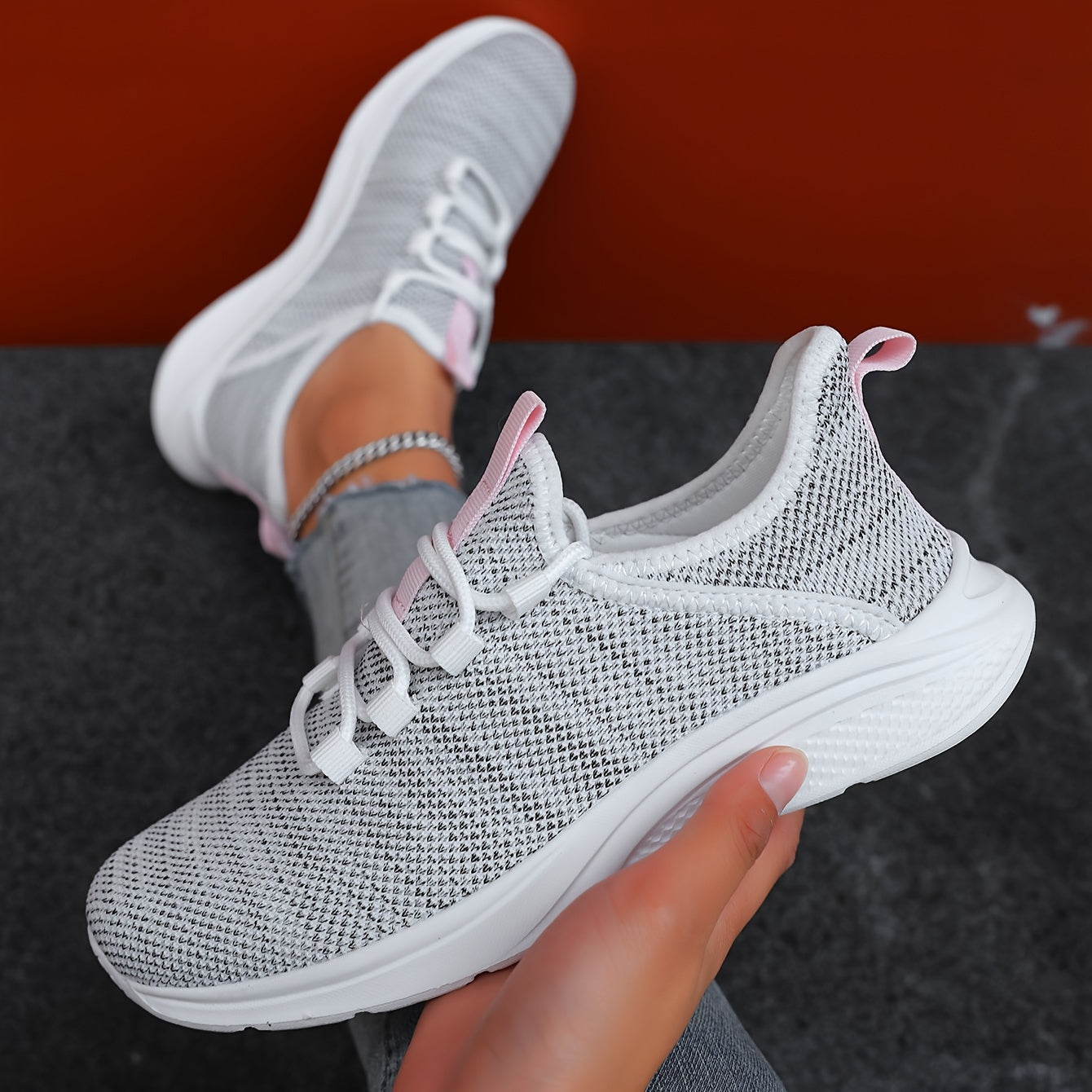 Four Seasons Shoes Fashion Casual Women's Breathable Lightweight Anti-slip Wear-resistant Outdoor Sports Shoes Men's Running Shoes Sports Trendy Shoes Road Running Shoes Mesh Women's Shoes