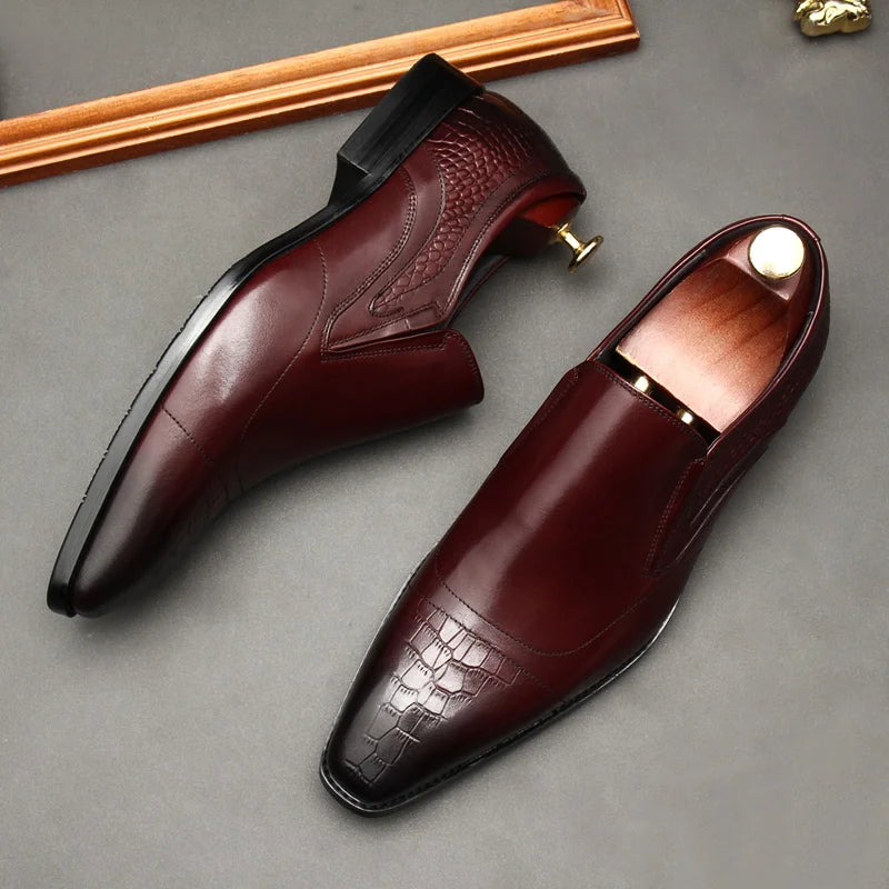 Formal shoes man, English pointy head, set foot, leather build, loafers. Dress, wedding dress, size 46