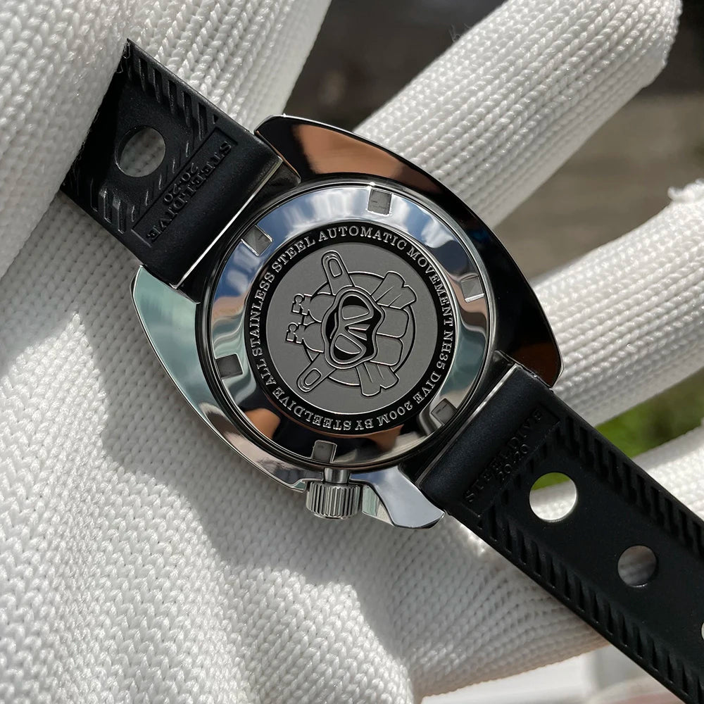 STEELDIVE Top Brand Thin Abalone Men's Diving Mechanical Watches AR Coating Sapphire Glass Movement 200M Waterproof Dive Watch