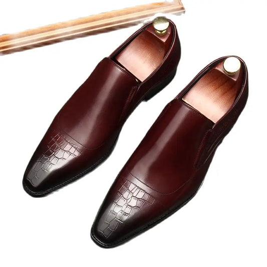 Formal shoes man, English pointy head, set foot, leather build, loafers. Dress, wedding dress, size 46