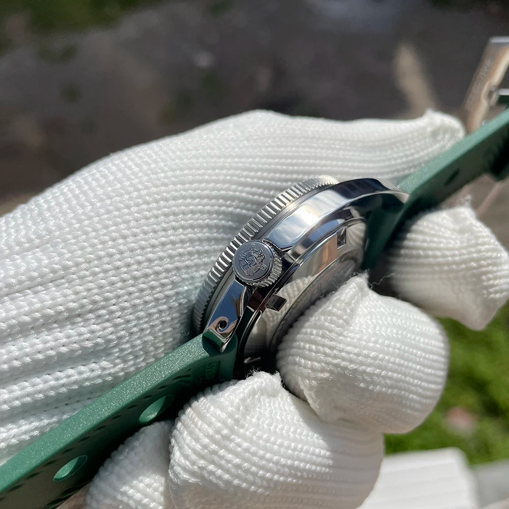 STEELDIVE Top Brand Thin Abalone Men's Diving Mechanical Watches AR Coating Sapphire Glass Movement 200M Waterproof Dive Watch
