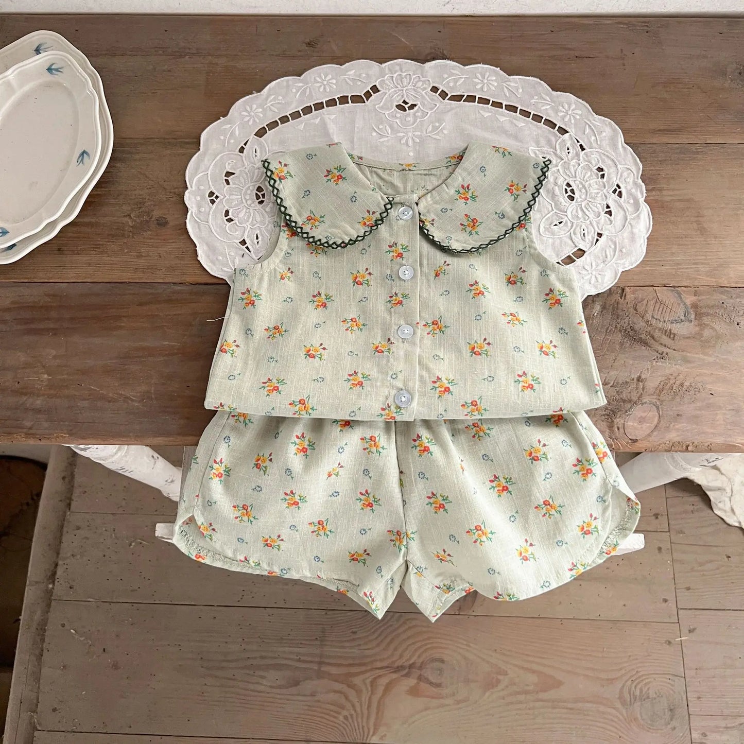 Ins New Korean Version Girl Baby Pure Cotton Floral Doll Collar Cardigan Shirt Loose Bread Shorts Set