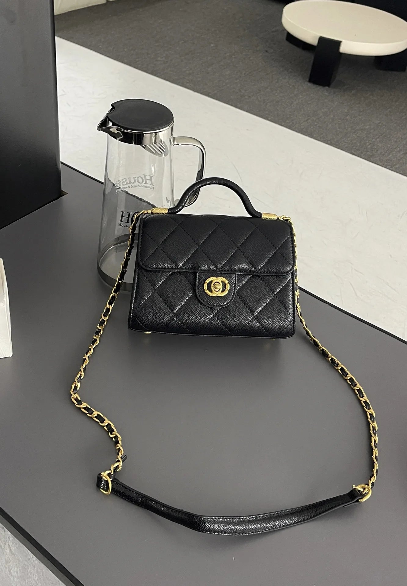 Elegant Leather Handbag for Women Luxury Brand Famous Designer Popular Classic Shoulder Bag with Pockets