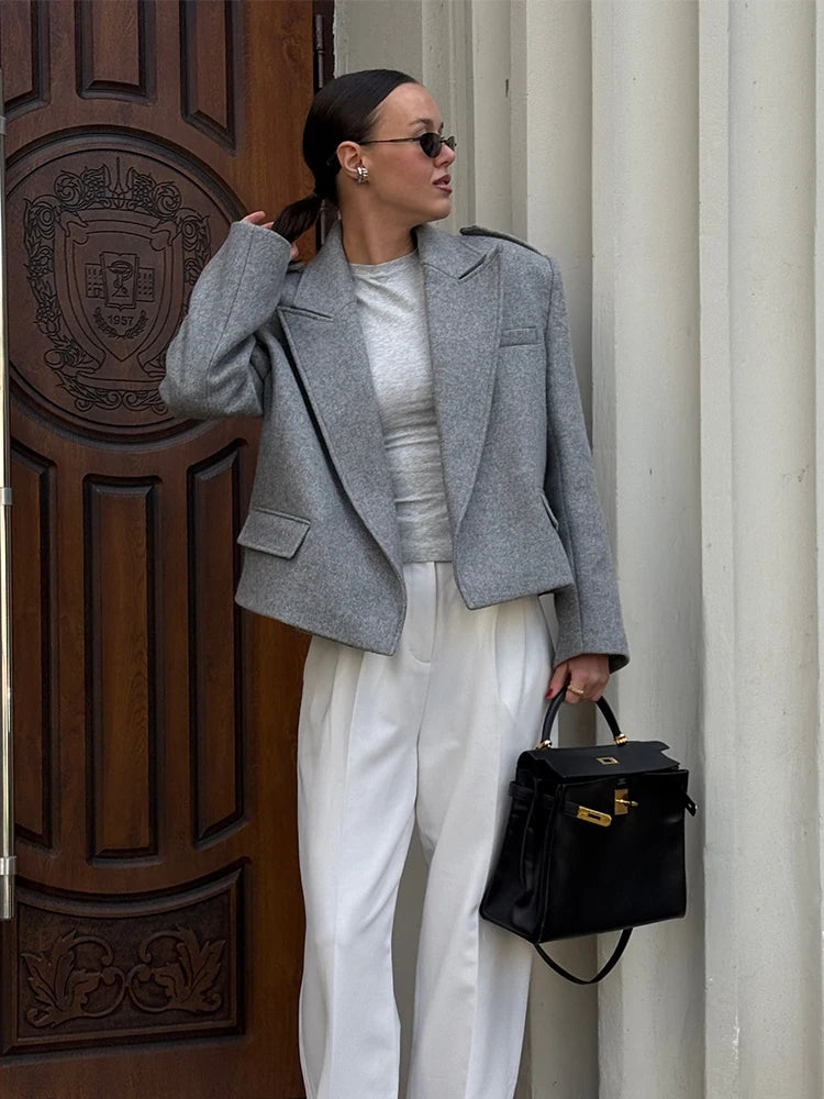 Women's Grey Woolen Blend Blazer Coat Lapel Long Sleeve Fashion Loose Outerwear 2025 New Autumn High Street Solid Commute Jacket