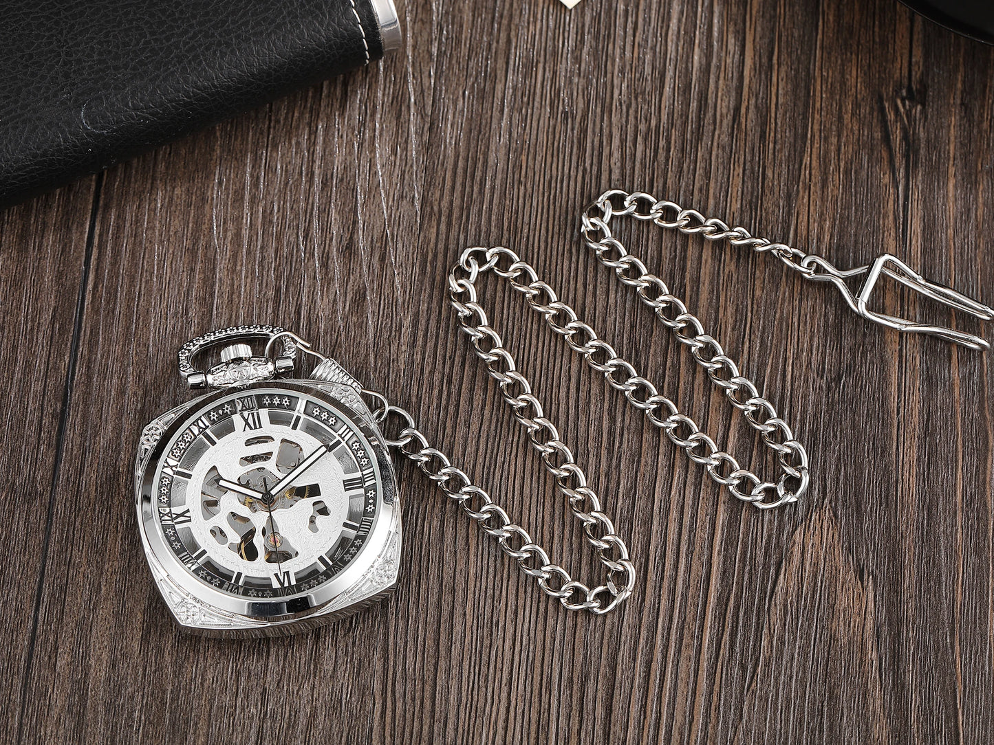 Silver Roman Numeral Square Dial Mechanical Hand Winding Pocket Watch Open Face Elegant Retro Pendant Manual Mechanism Timepiece