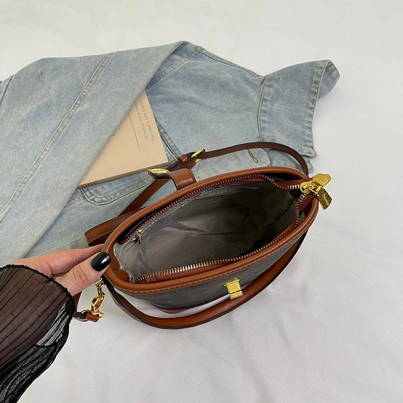 Women's Tote Bag, Simple and Elegant, Light Luxury Brand with Versatile Functions and Temperament