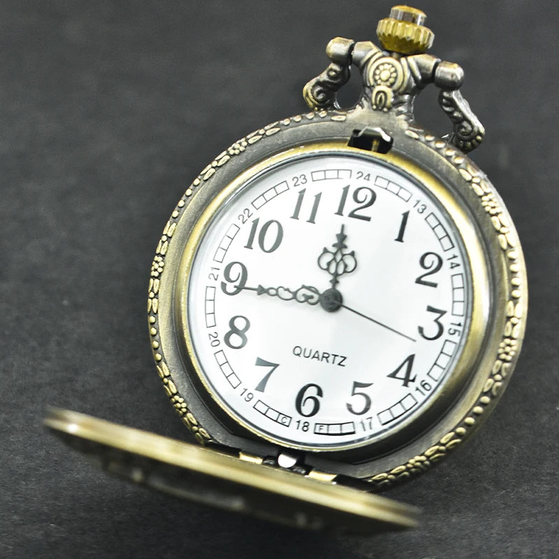 Vintage Bronze Clamshell Chinese Dragon Carved Necklace Quartz Pocket Watch Gifts Are Common For Male And Female Students