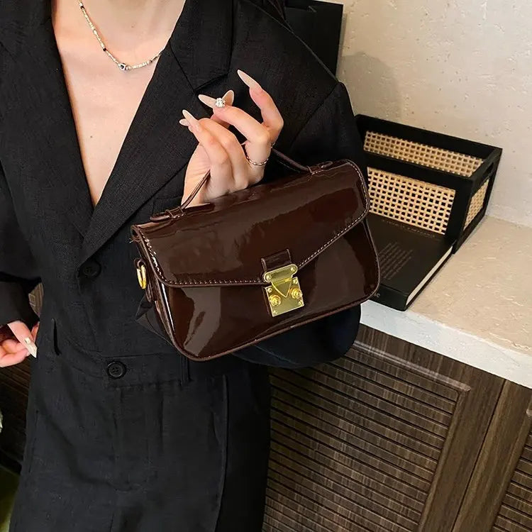 2025 Unique Premium Handbag for Women  Minimalist Shoulder Crossbody Purse  Fashionable Handbag