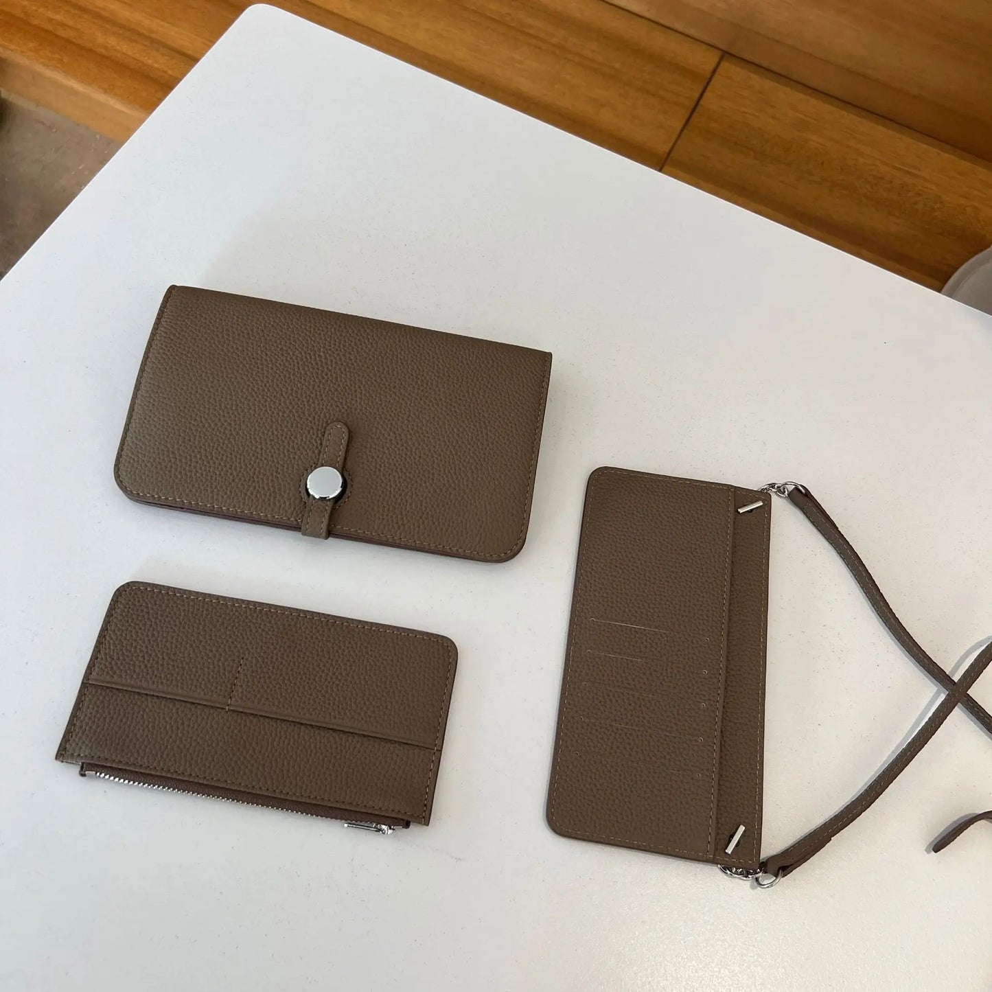 2025 New Large Capacity Long Women's Wallet Top Layer Cow Leather Simple Handbag Litchi Pattern Wallet For Women