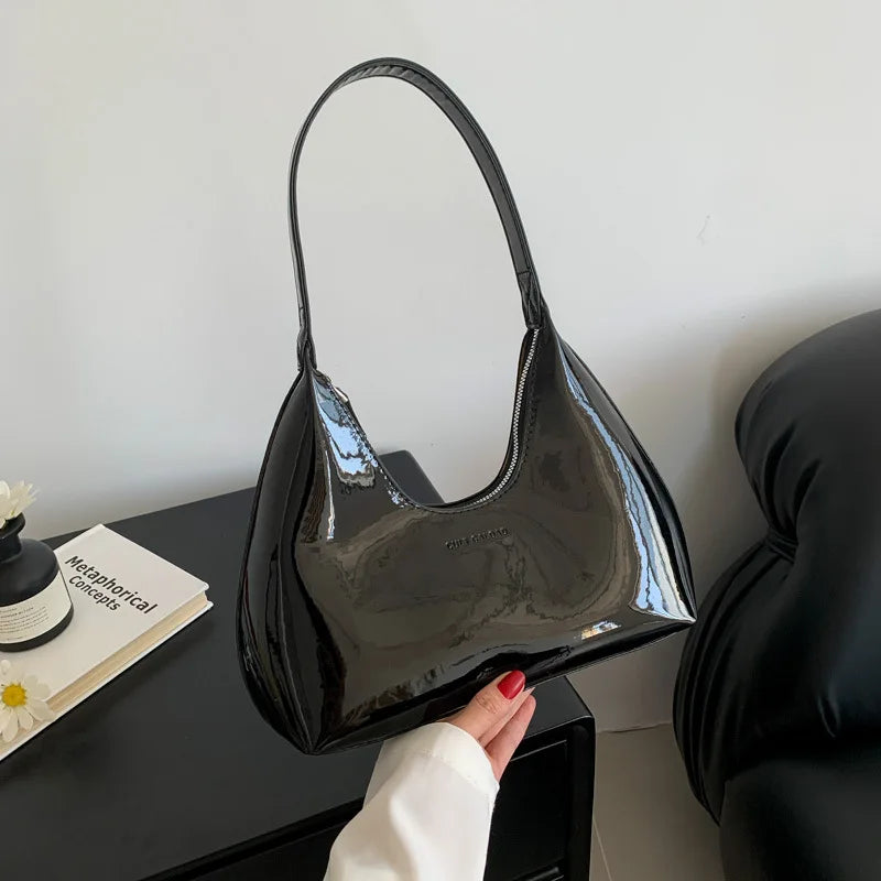 Women Burgundy Shoulder Bag Luxury Design Wine Red Half Moon Handbag Fashion Pu Leather Handbag Small Crescent Underarm Bags New
