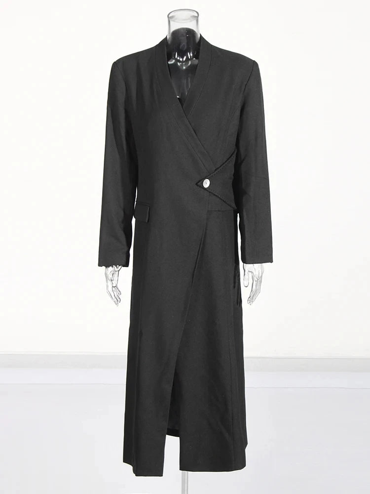 TWOTWINSTYLE Solid Fashion Spliced Button Trench for Women V Neck Long Sleeve Patchwork Pockets Elegant Coat Female Clothing New