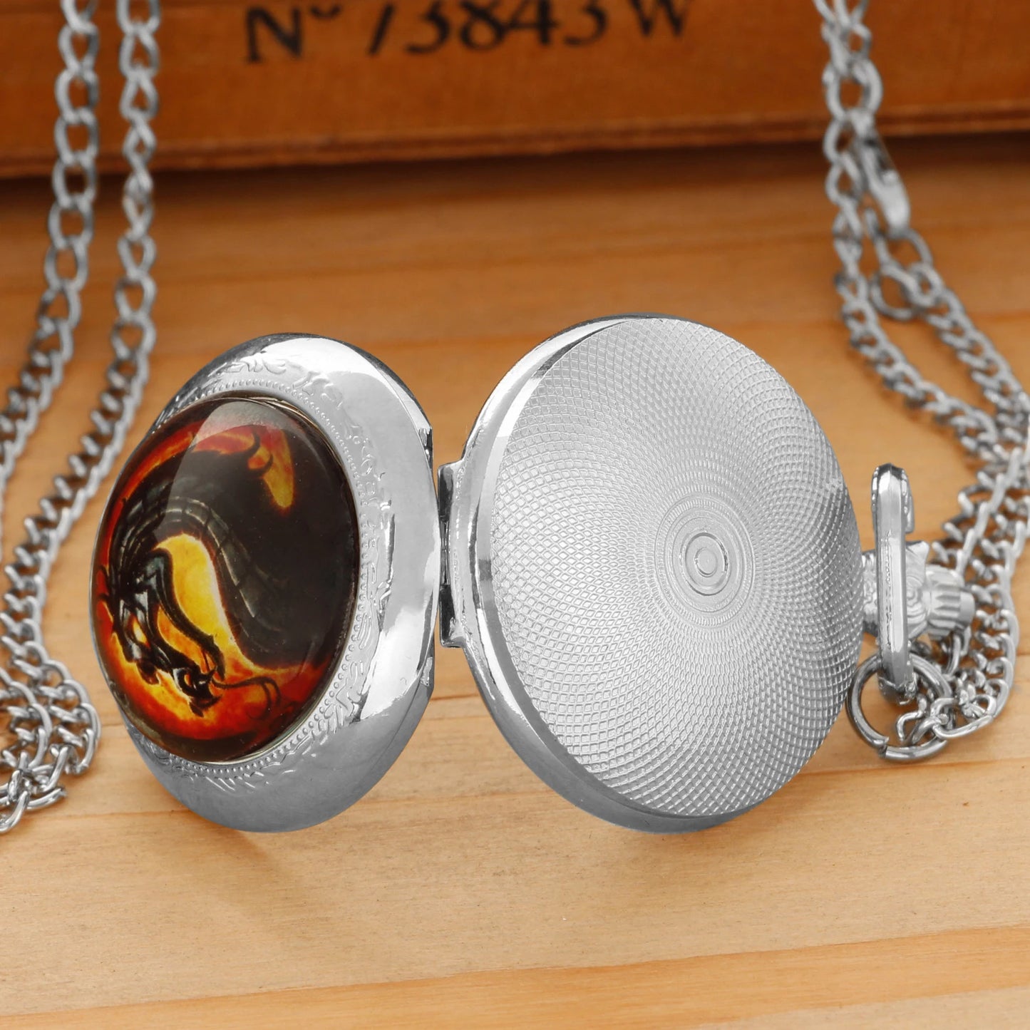 Personalised Fashion Silver Stainless Steel Tree of Life Glass Dome Quartz Pocket Watch Necklace Women Jewelry Pendant Chain