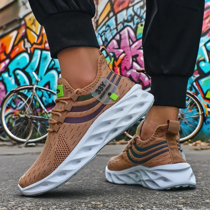 Best Selling Men's Breathable Athletic Sneakers 2025 Men Running Walking Shoes Lightweight Breathable Trendy Casual Sports Shoes