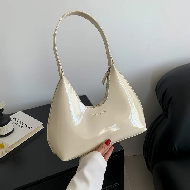 Women Burgundy Shoulder Bag Luxury Design Wine Red Half Moon Handbag Fashion Pu Leather Handbag Small Crescent Underarm Bags New