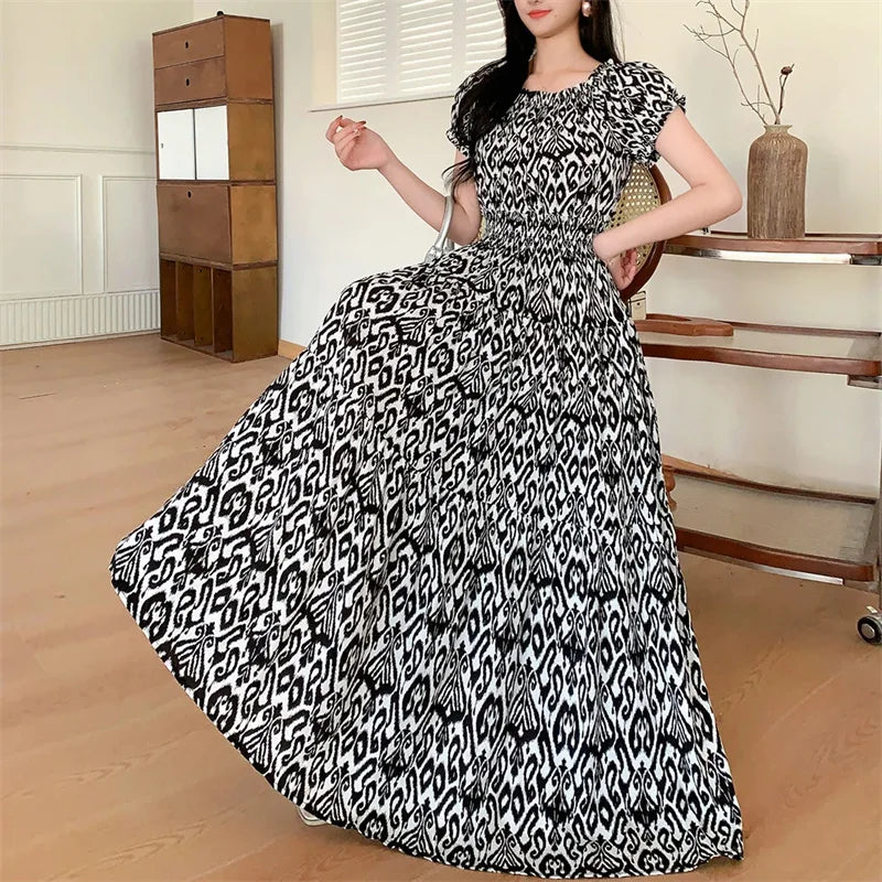 Cotton Silk floral Short sleeved Dress Beach vacation Big swing Dress New Summer 2025 Printed One neck Long Dresses