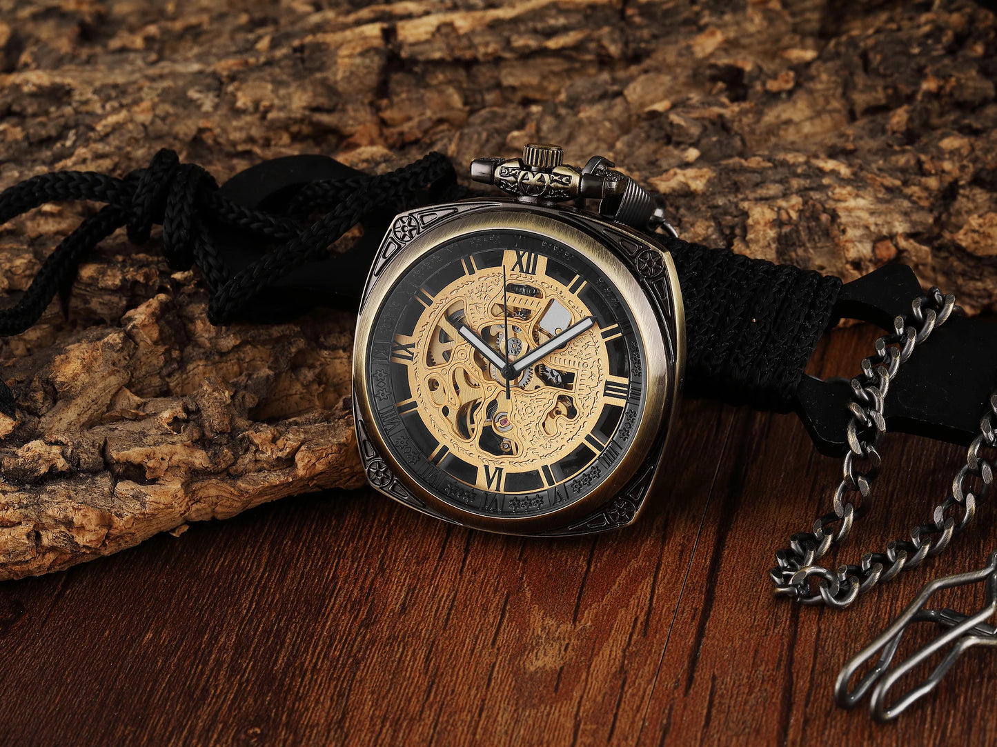 Silver Roman Numeral Square Dial Mechanical Hand Winding Pocket Watch Open Face Elegant Retro Pendant Manual Mechanism Timepiece