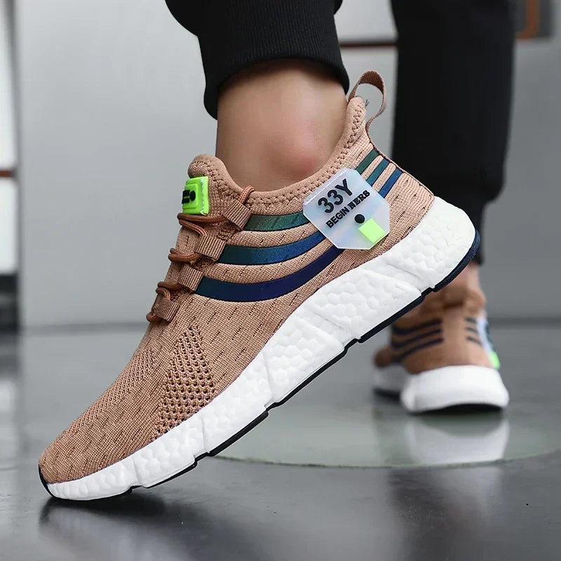 Men's Lightweight Running Shoes with A Mesh Design Breathable Comfortable and Durable Outdoor Walking and Running Sports Shoes