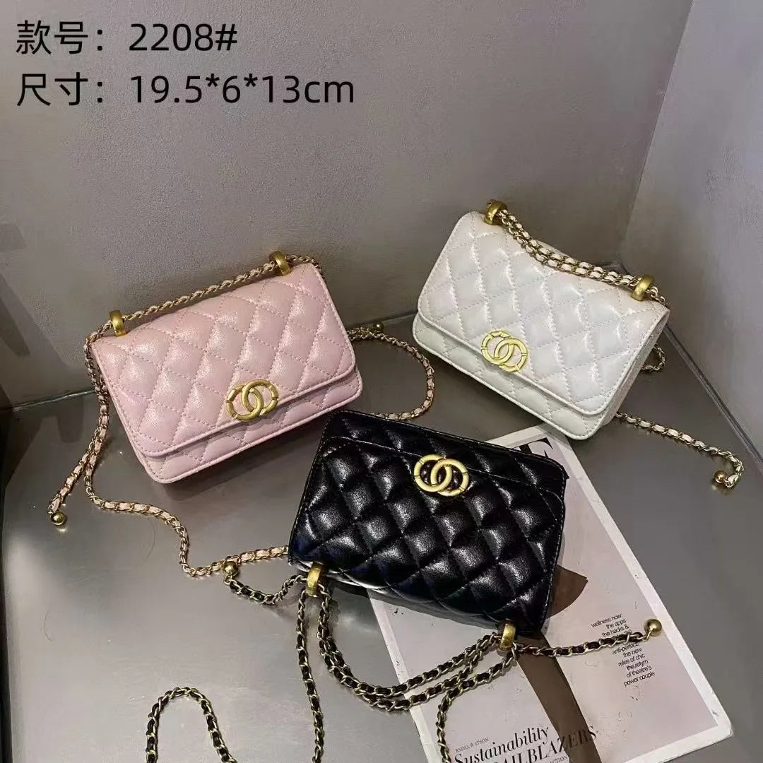 Classic Leather Handbag for Women Luxury Brand Famous Designer Elegant Shoulder Bag with Spacious Design
