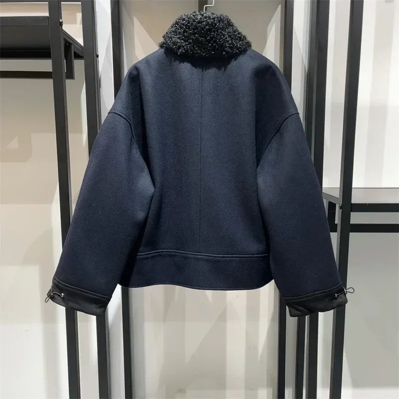 2023 New Autumn and Winter Women Fashion Furry Collar Horn Button Woolen Coat Thick Jacket Style Coat