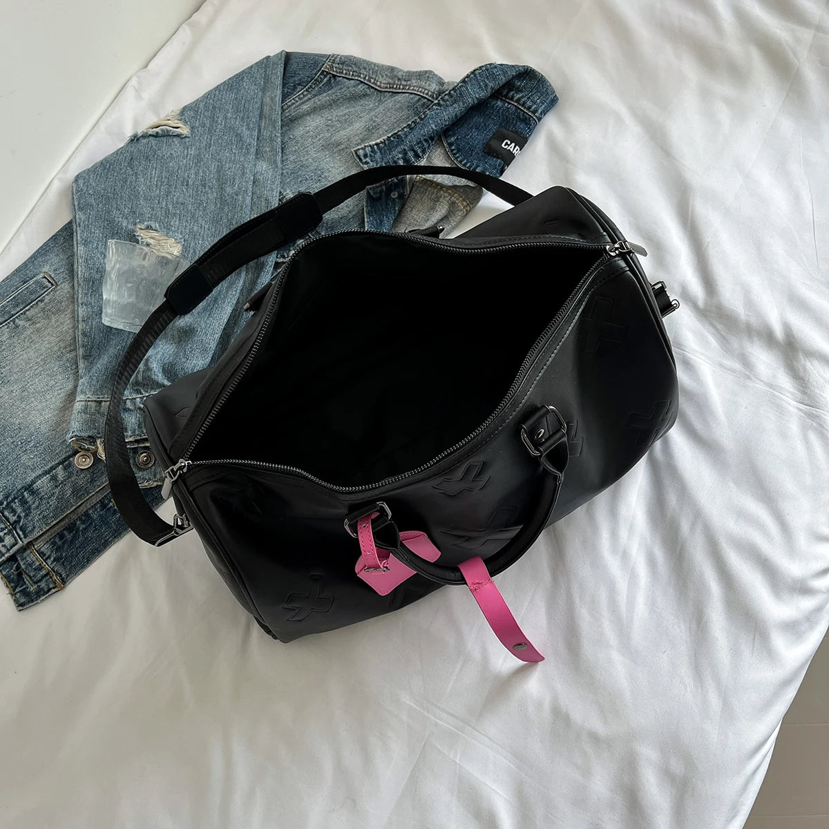 Fitness bag high-end feeling waterproof pure color new dry and wet separation training bag large capacity swimming bag business
