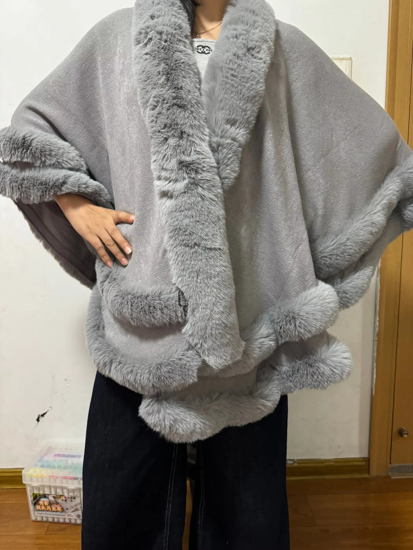Women's Thick Warm Cashmere Poncho Capes, 2 Circle Faux Fur Collar, Big Pendulum Shawl, Overcoat Loose Cloak, Winter