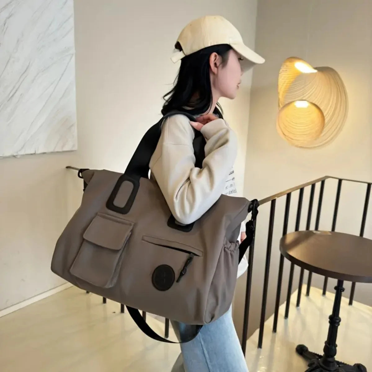 Large-Capacity Travel Handbag, Lightweight Luggage Carry-On, Fitness Bag with Shoulder Strap, Portable Computer Bag, Short-Distance Travel, Portable