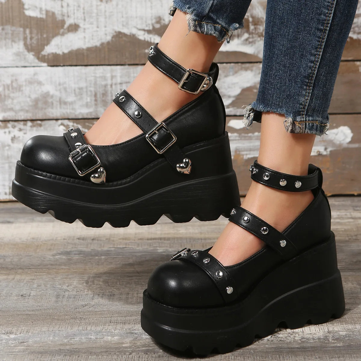 Brand New Ladies Goth Platform Pumps Fashion Heart Buckle Rivet Punk Wedges High Heels women's Pumps Party Street Shoes Woman